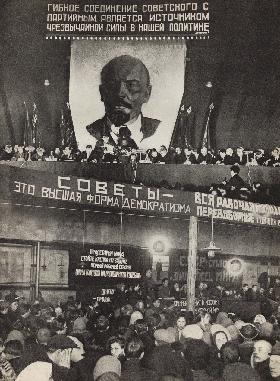 Sowieci - najwyższa forma demokracji. Ilustracja z ZSRR buduje socjalizm, 1933. autorstwa Eliezer Markowich Lissitzky