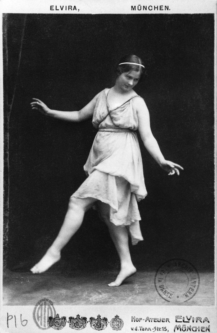 Isadora Duncan (1877-1927) ok. 1903-04 autorstwa Elvira Studio