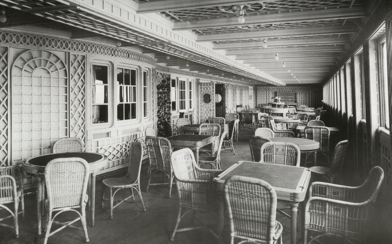 Cafe Parisien na RMS Titanic, 4 stycznia 1912 r. autorstwa English Photographer