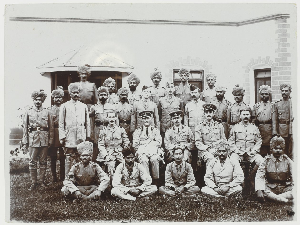 Grupa żołnierzy, 1914-15 autorstwa English Photographer