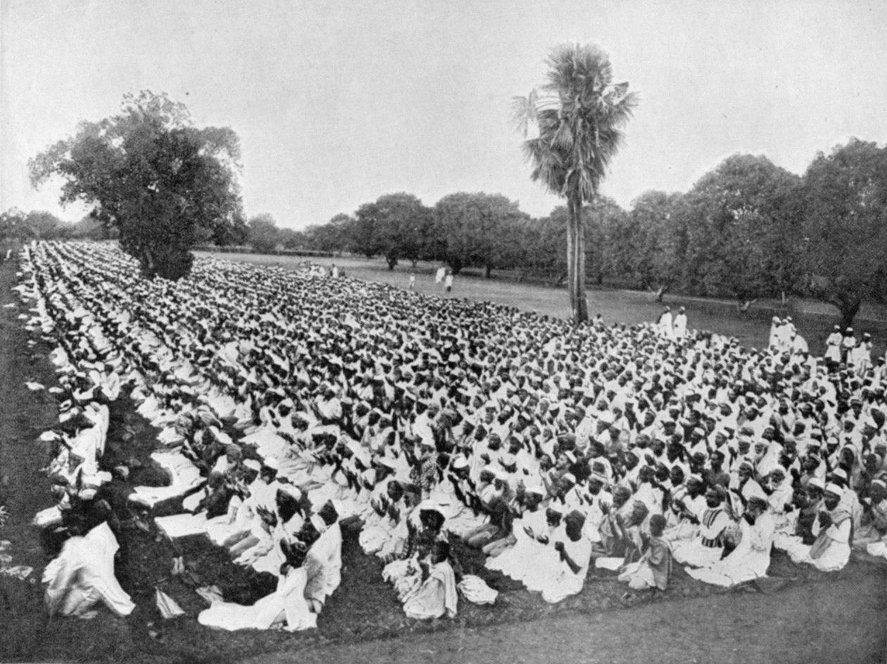 Indias Loyal Muslems: Modlitwy po Wielkim Spotkaniu w Dacca, ilustracja z The Graphic 27 października 1906 autorstwa English Photographer