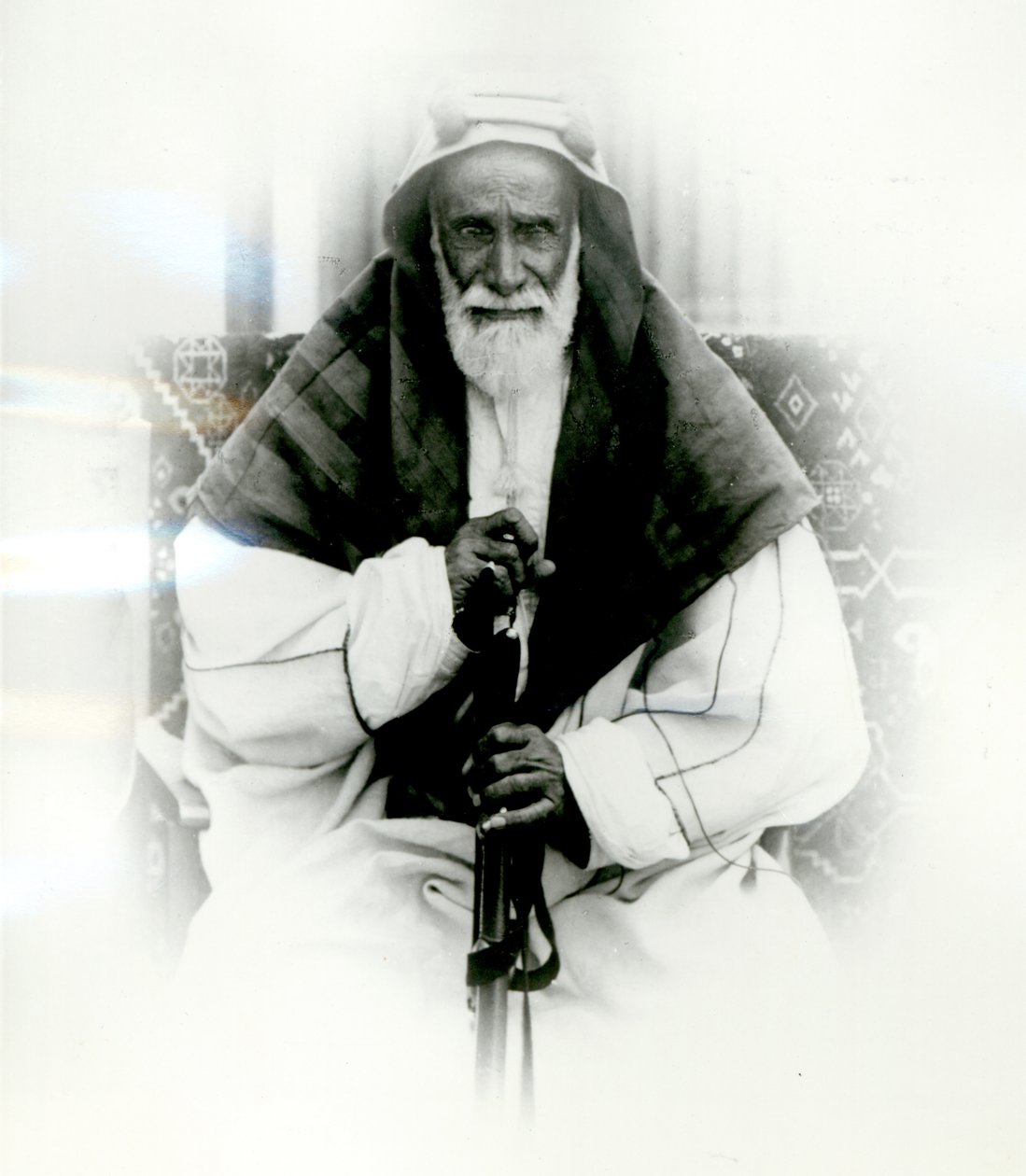 Niech syn Ali Al Khalifah autorstwa English Photographer