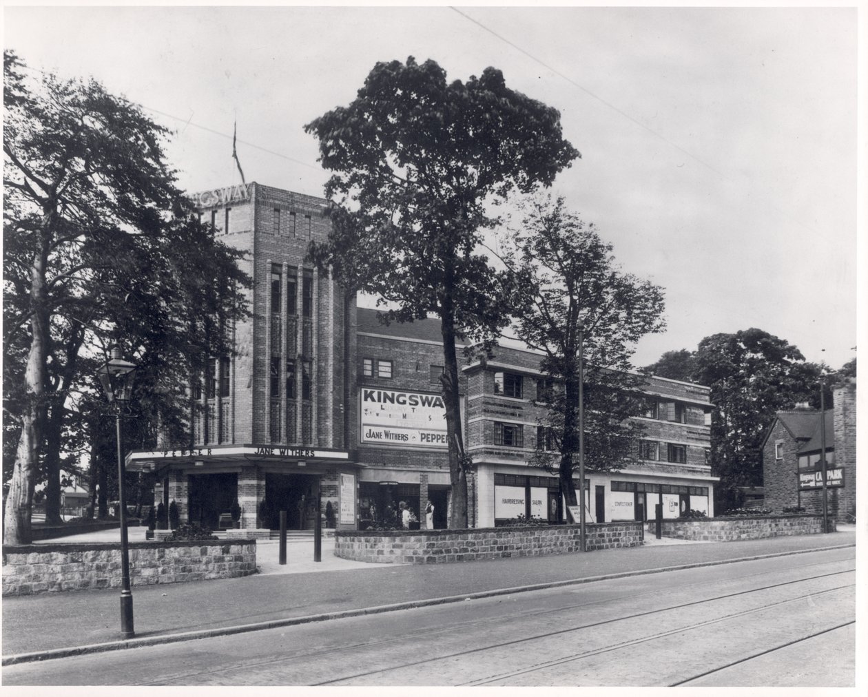 Kino Kingsway, Harrogate Road, Leeds, 24 sierpnia 1937 autorstwa English Photographer