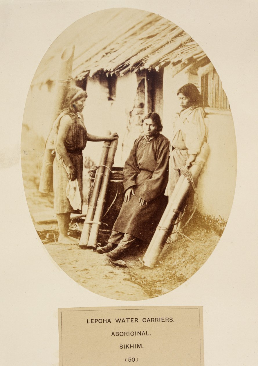 Lepcha Water Carriers, Aborygen, Sikhim, z The People of India, J. Forbes Watson, opublikowany 1868 (druk albumowy) autorstwa English Photographer