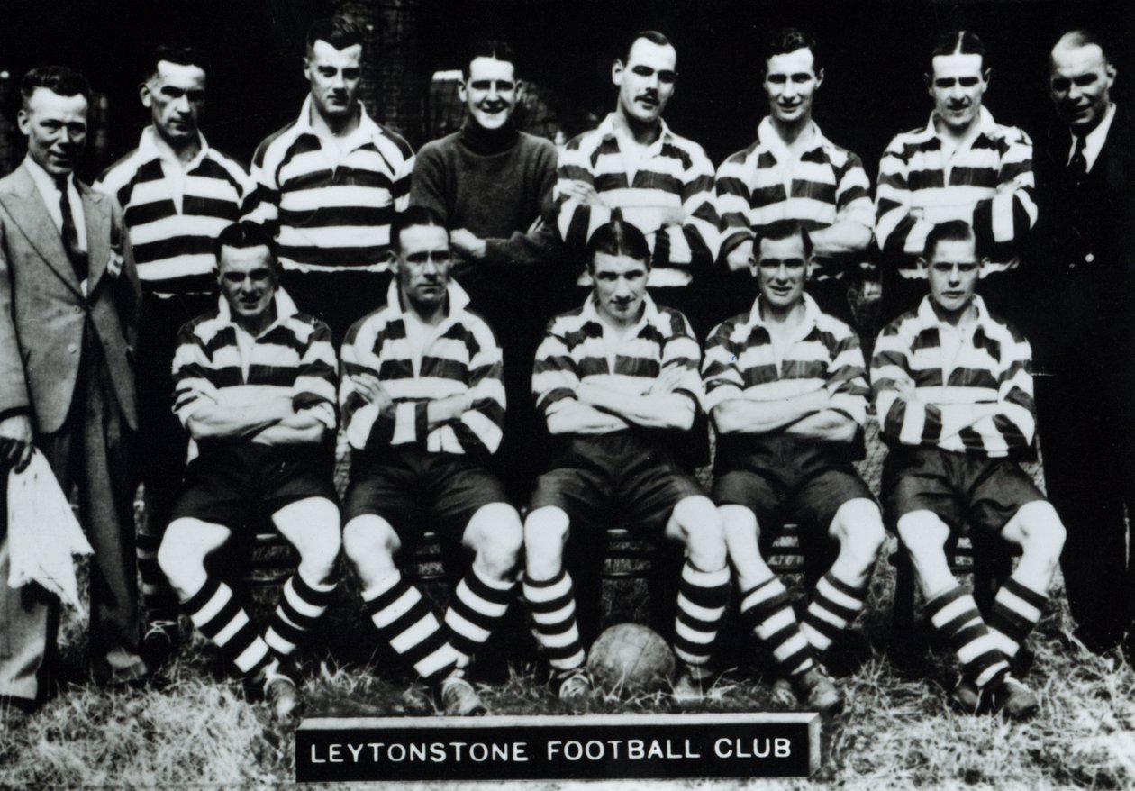 Leytonstone Football Club, ok.1935 autorstwa English Photographer