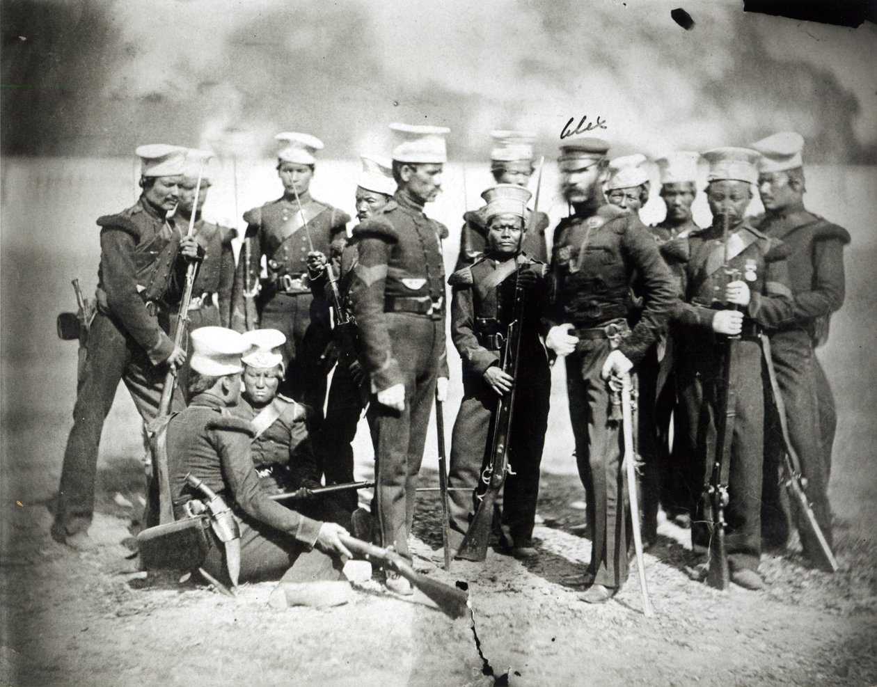Nowy batalion strzelców Nusseeree i major A. Bagot, 1857 autorstwa English Photographer