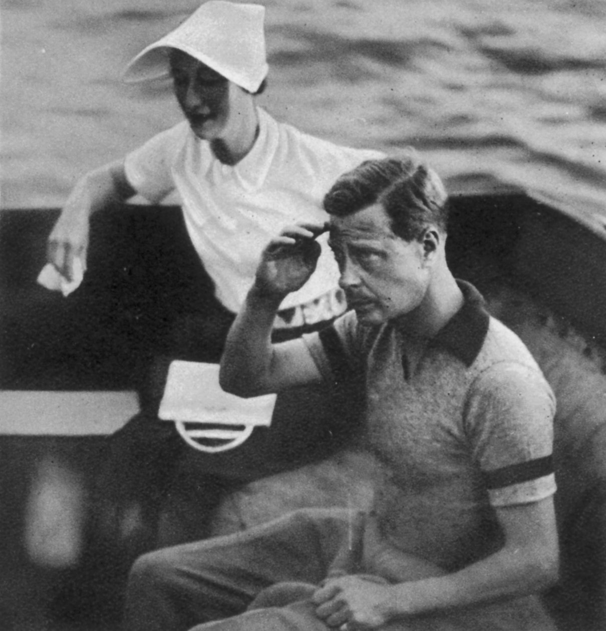 Prince Edward i Wallis Warfield Simpson podczas królewskiego rejsu, 1936 autorstwa English Photographer