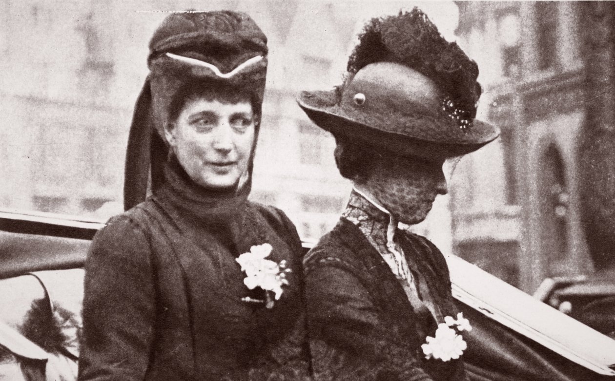 Królowa Aleksandra, pierwszy Dzień Róży Aleksandry, 1912 r autorstwa English Photographer