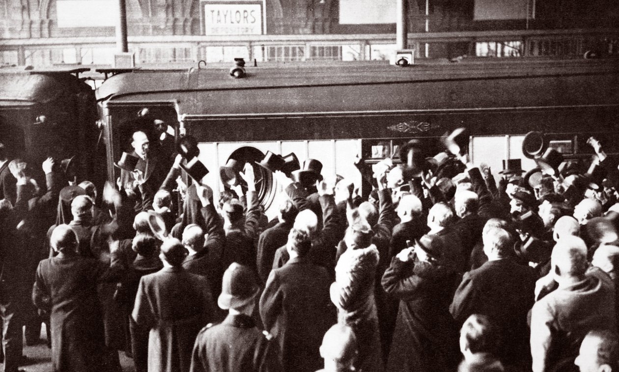 Przywrócenie monarchii greckiej, listopad 1935 autorstwa English Photographer