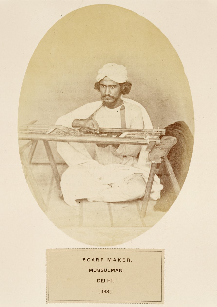 Wytwórca szalików, Musulman, Delhi, z The People of India, J. Forbes Watson, opublikowany 1868 (druk albumowy) autorstwa English Photographer