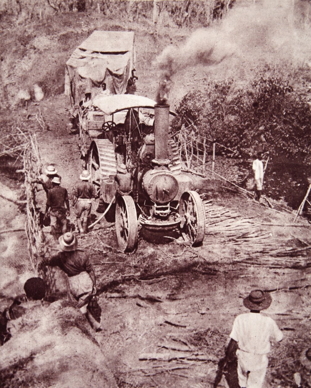 Lądowa wędrówka Mimis do jeziora Tanganika, ilustracja z The Illustrated War News, 31 stycznia 1917 (zdjęcie w sepii) autorstwa English Photographer