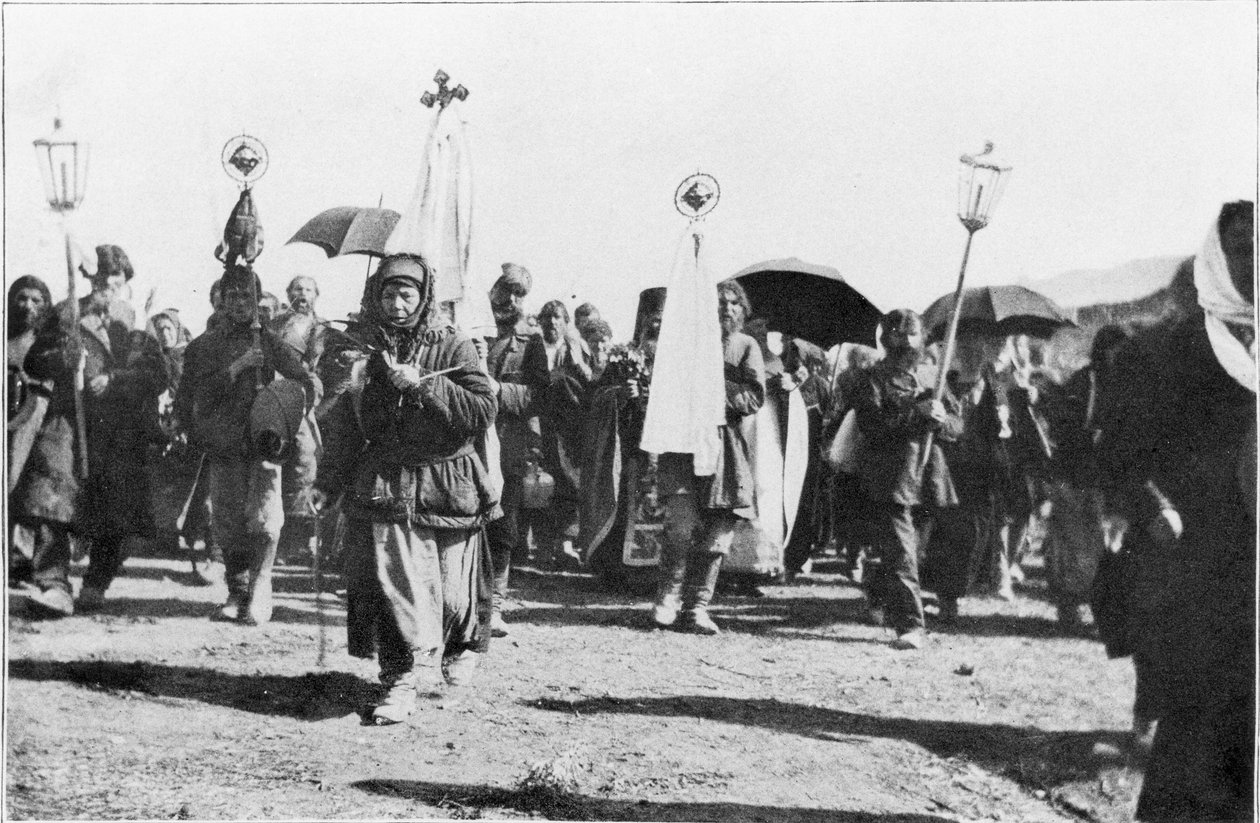 Awangarda tysiąca pielgrzymów schodzących do Jordanu, frontispis do książki Stephena Grahama Z rosyjskimi pielgrzymami do Jerozolimy, opublikowana w 1913 r. autorstwa English Photographer