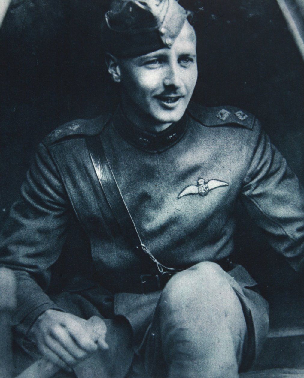 Bohater godziny w Anglii: porucznik. William Leefe Robinson V.C., ilustracja z The Illustrated War News, 6 września 1916 autorstwa English Photographer