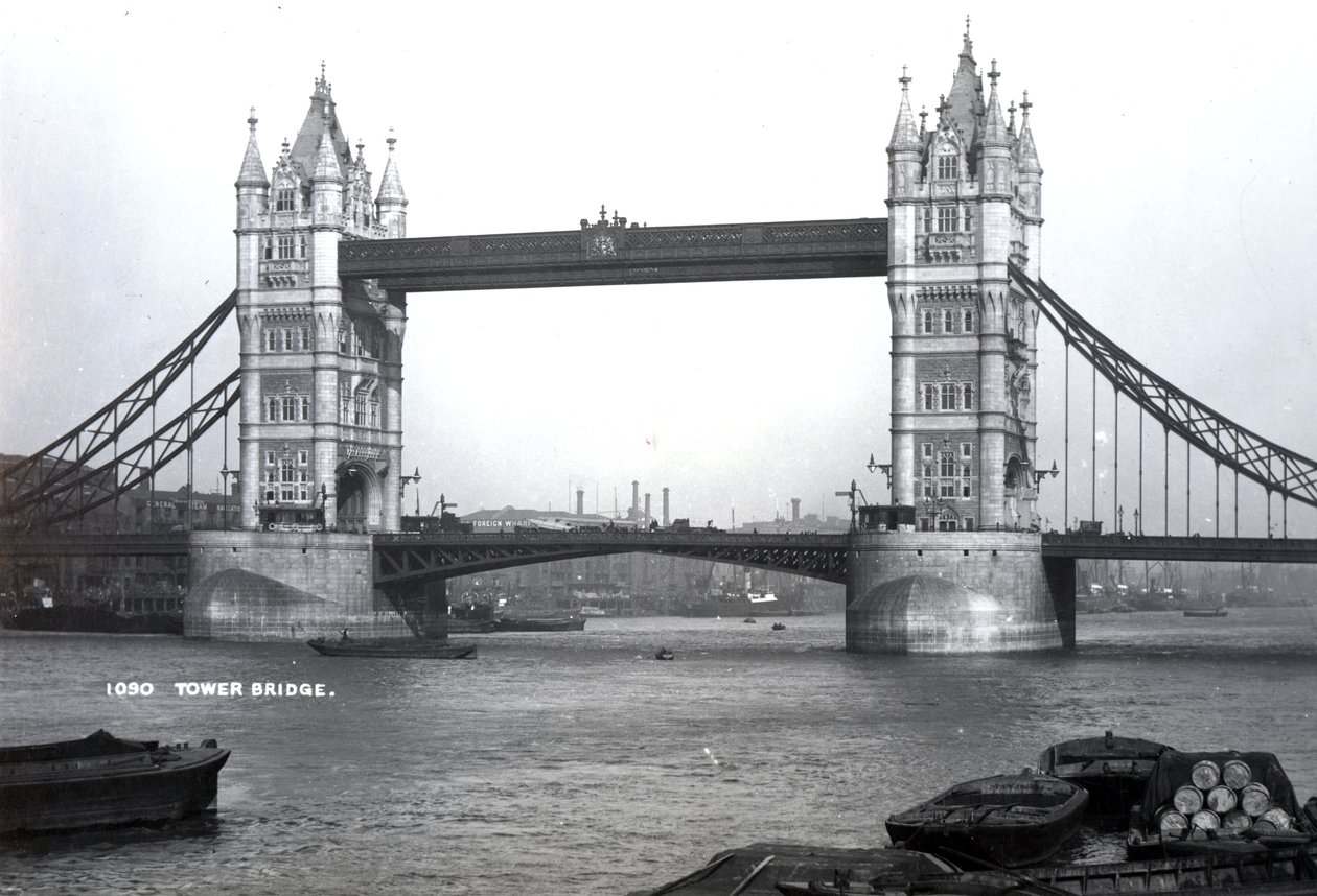 Widok na Tower Bridge autorstwa English Photographer