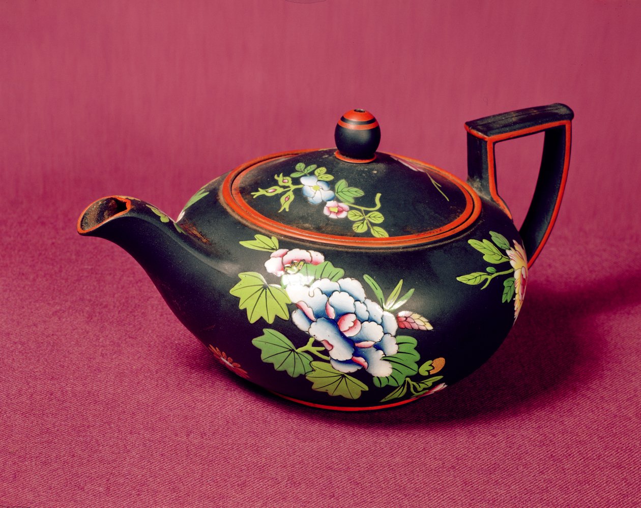 Czajnik Wedgwood czarny bazaltowy, emaliowany kwiatami, ok. 1840-50 (kamionka) autorstwa English School