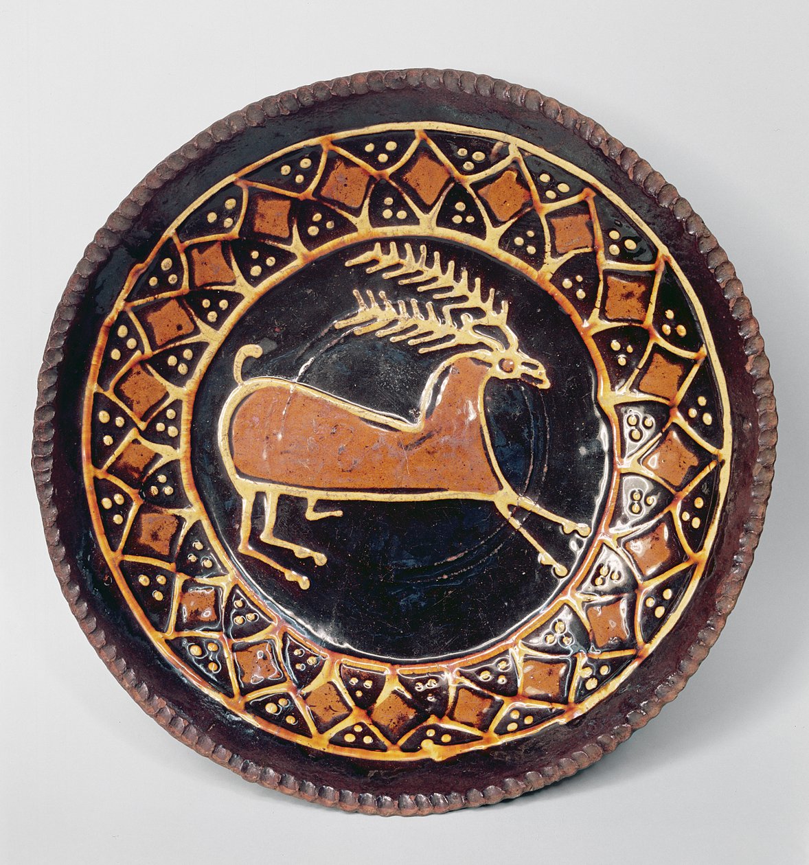 Półmisek Staffordshire ozdobiony jeleniem, połowa XVIII w. (ceramika) autorstwa English School