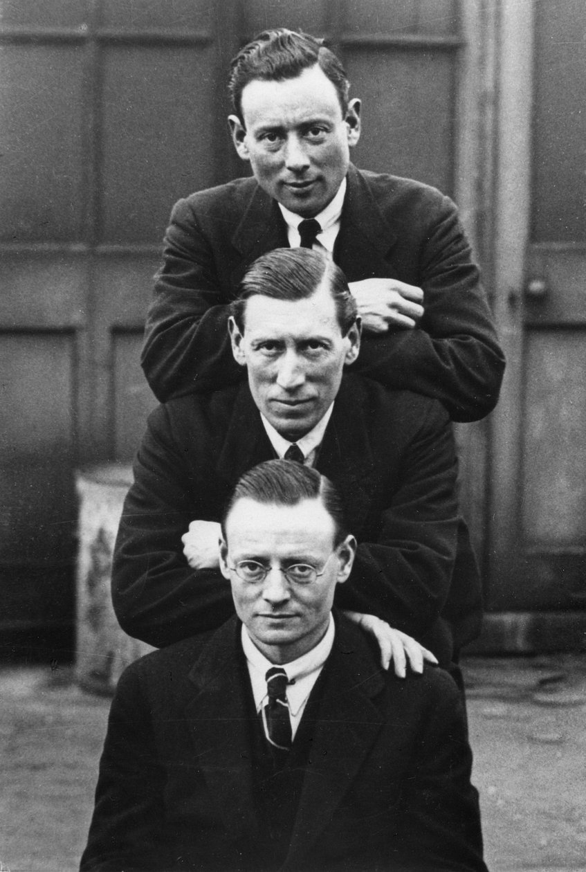 Bernard, Horace i Tom E. Grant (od góry do dołu) autorstwa English Photographer