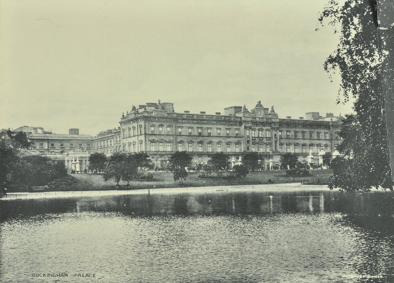 Pałac Buckingham, Pałac Buckingham, Westminster LB: widok ogólny, 1896 autorstwa English Photographer