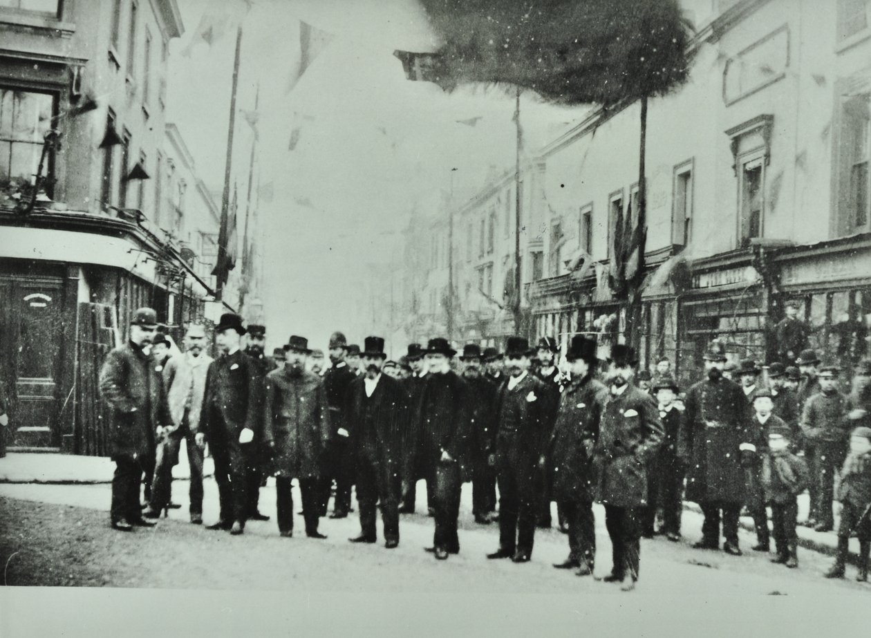 Hare Street: otwarcie promu Woolwich, 1889 autorstwa English Photographer