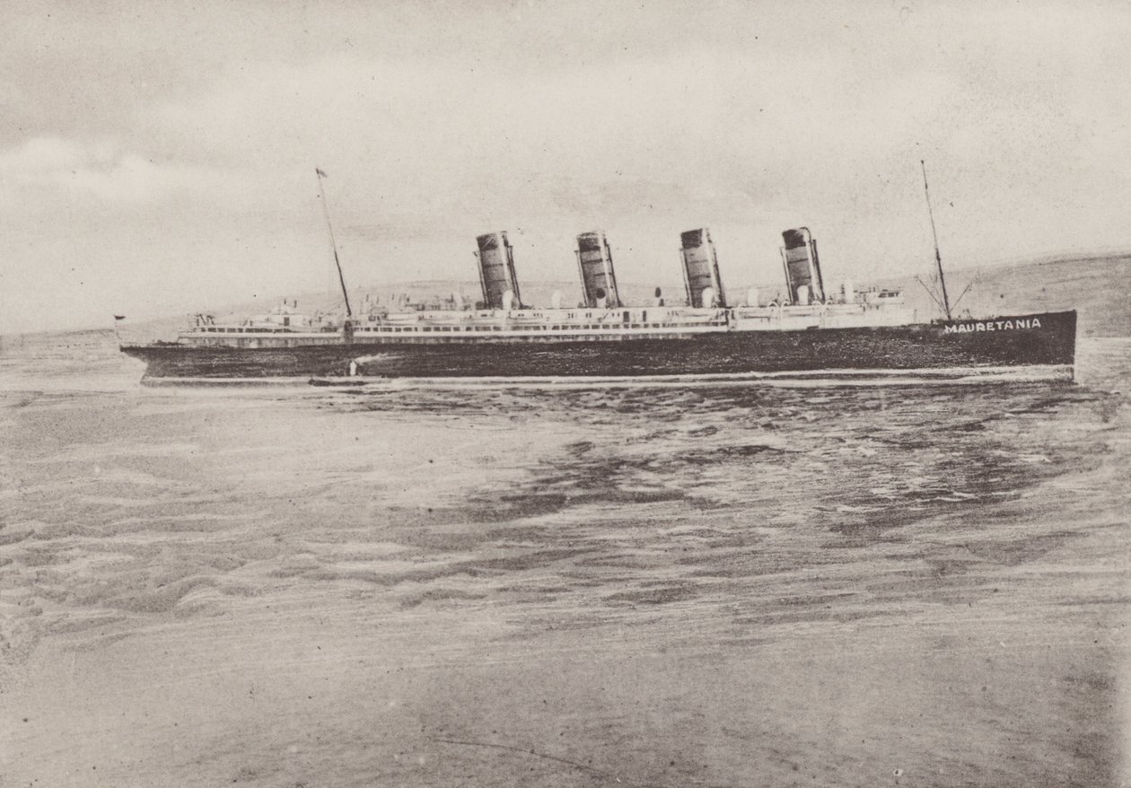 MSS "Mauretania" (zdjęcie czarno-białe) autorstwa English Photographer