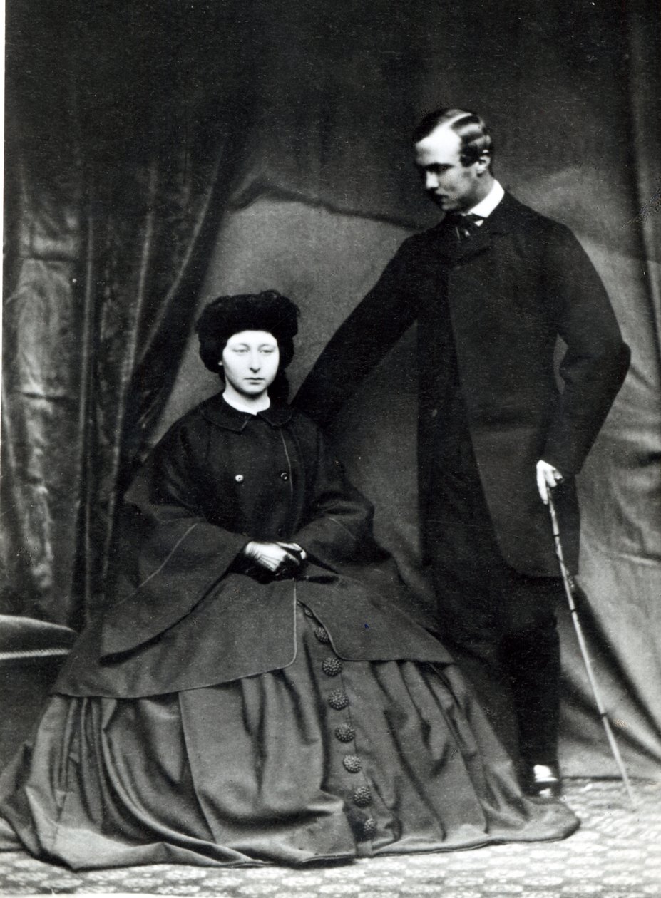 Księżniczka Alicja i książę Ludwik Heski, 1860 r. autorstwa English Photographer