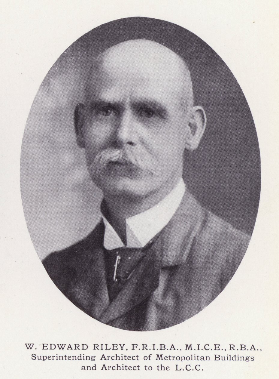 Prominent Men of London: W Edward Riley (zdjęcie czarno-białe) autorstwa English Photographer