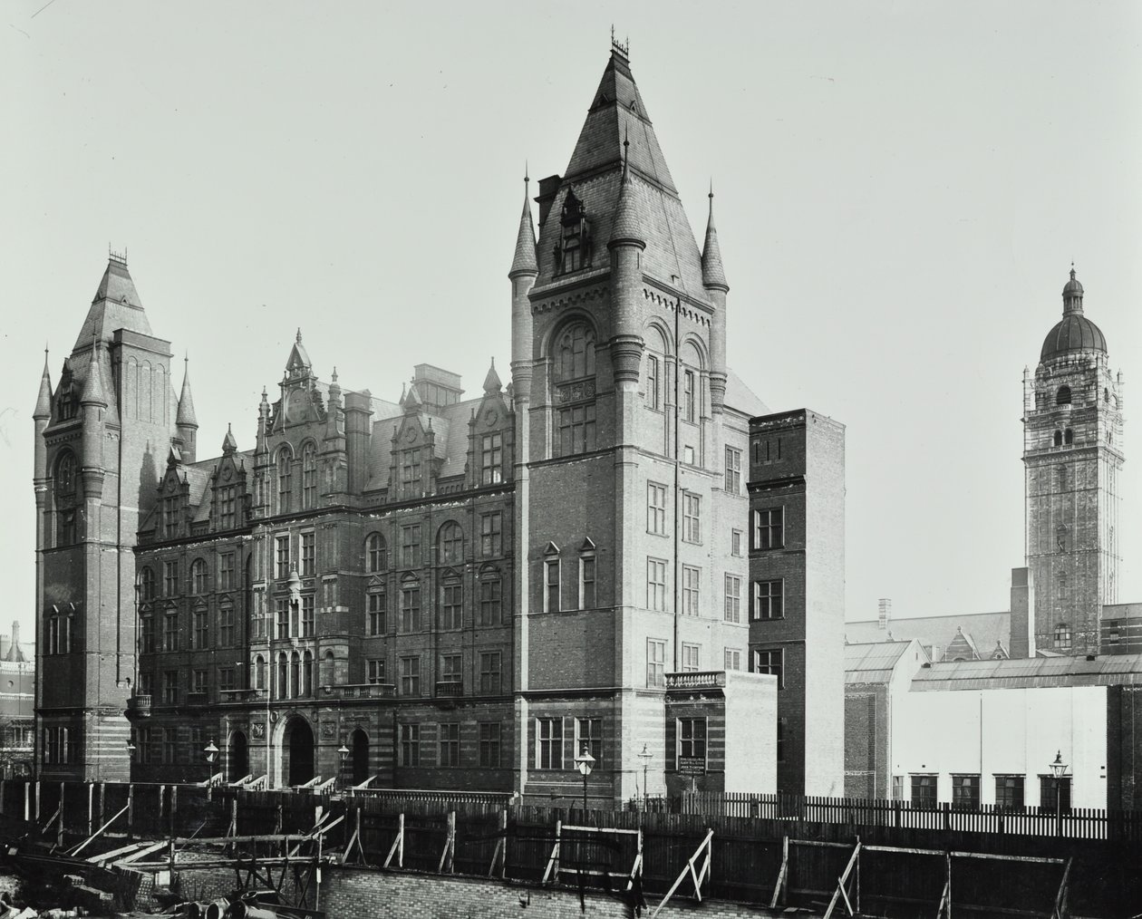 Royal College of Music: Prince Consort Road, 1894 autorstwa English Photographer