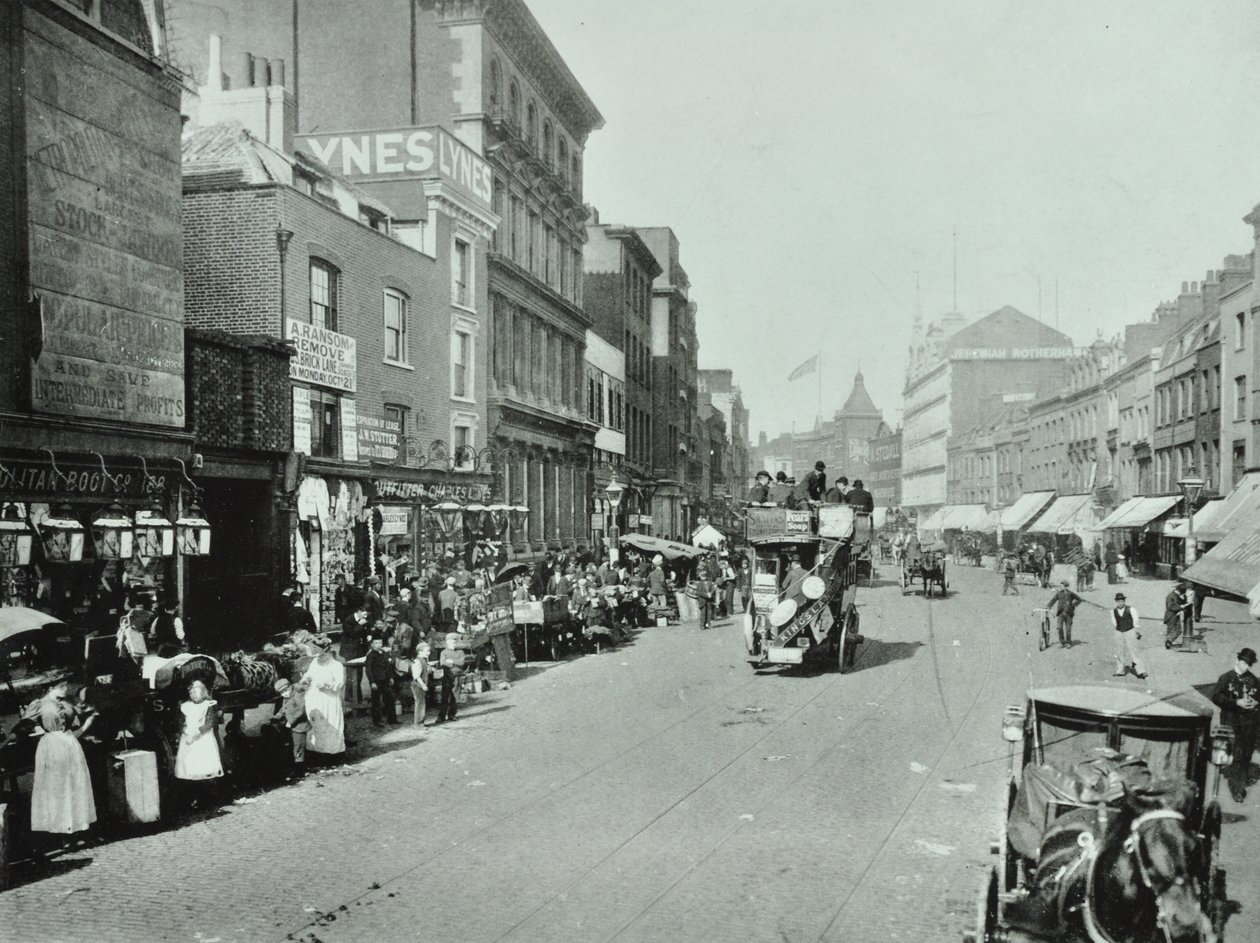 Shoreditch High Street: patrząc na północ, 1896 autorstwa English Photographer