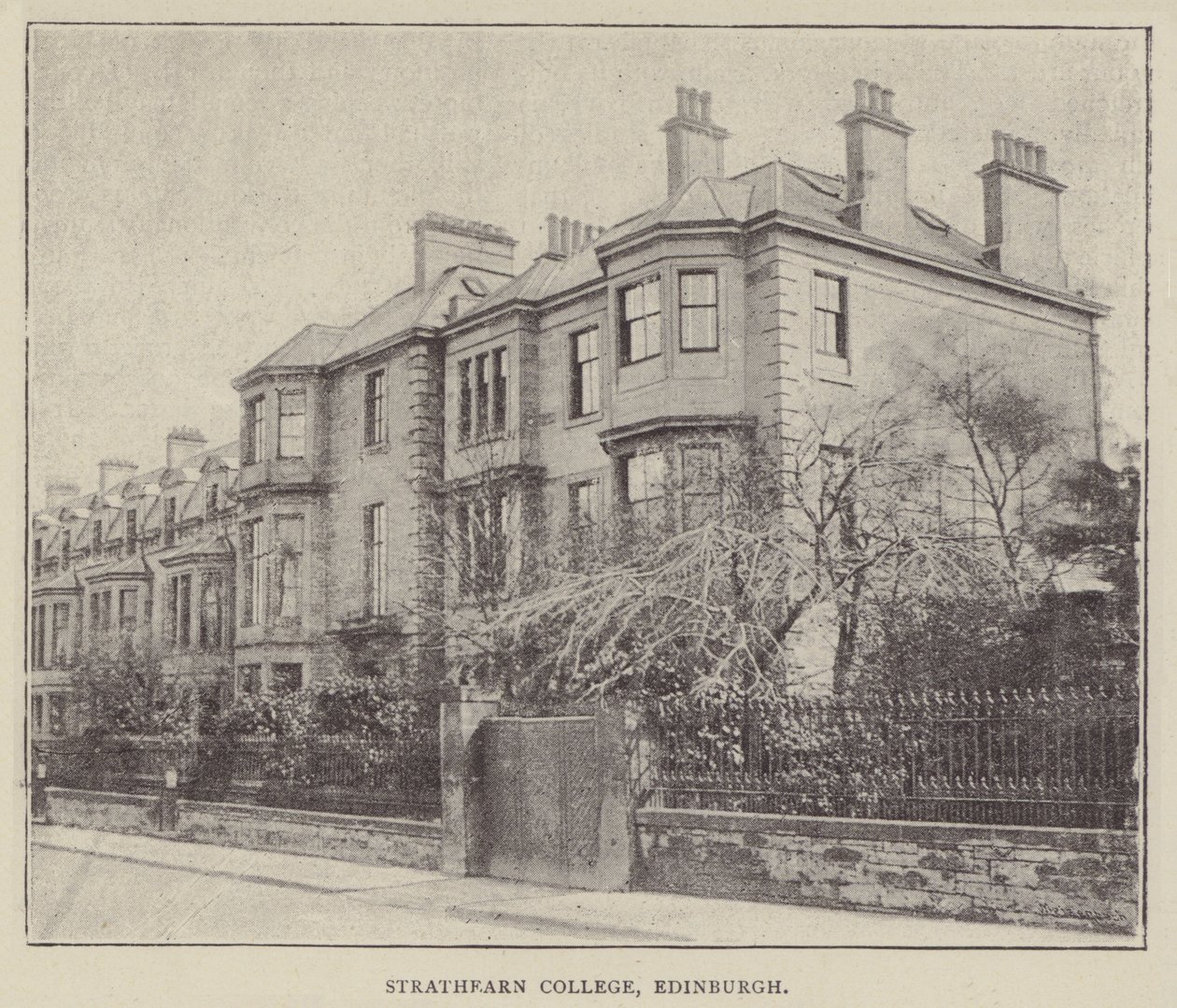 Strathearn College, Edynburg (grawerunek) autorstwa English Photographer