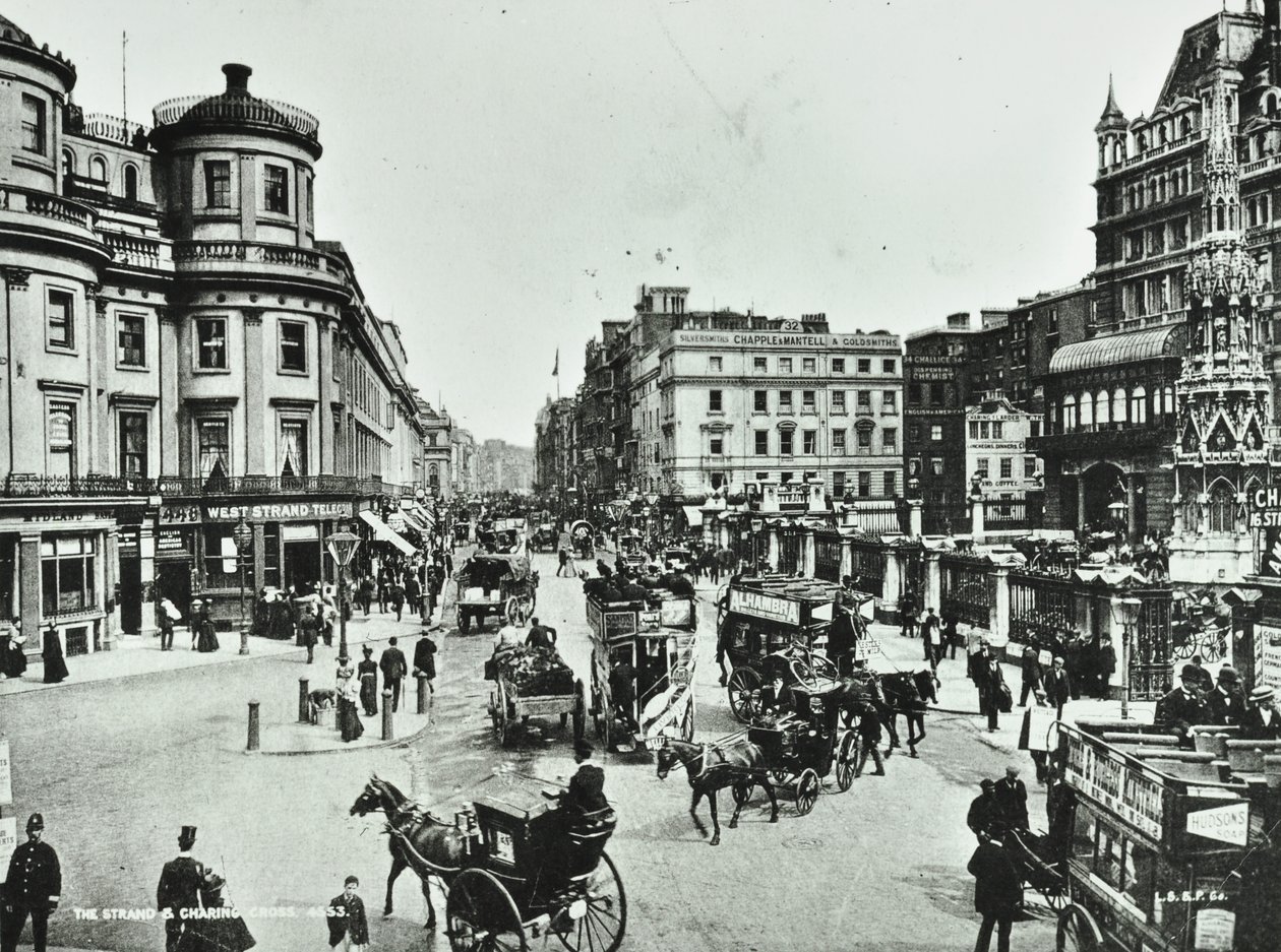 Strand and Charing Cross, 1897 autorstwa English Photographer