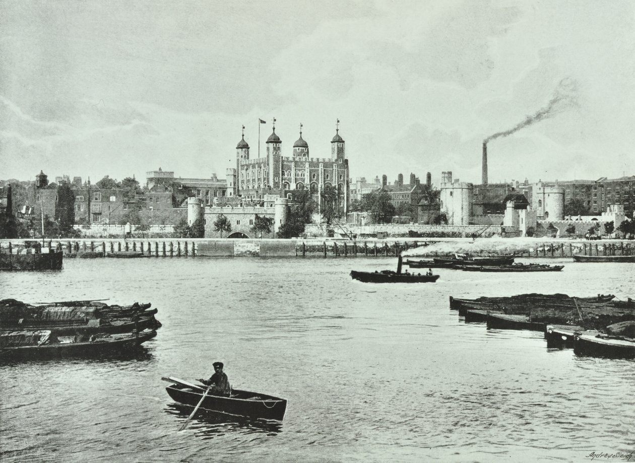 Tower of London, Tower Hill: od rzeki, 1895 autorstwa English Photographer