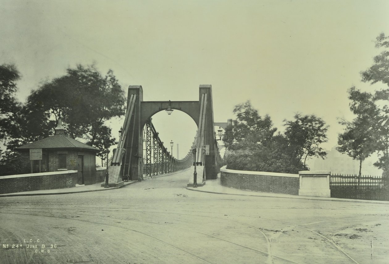 Widok na Stary Most Lambeth, 1897 autorstwa English Photographer