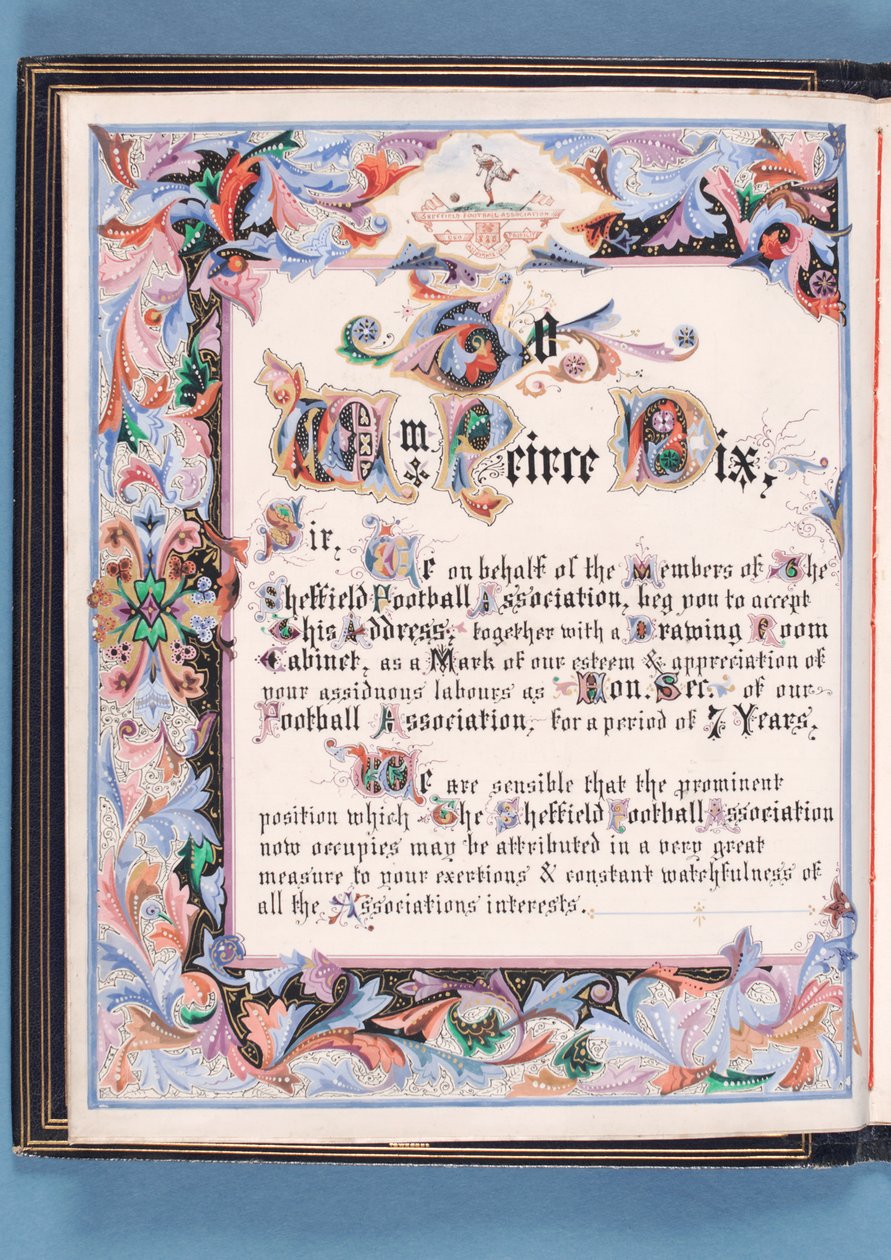 Dedykacja z przemówienia wygłoszonego przez Związek Piłki Nożnej Sheffield do Williama Pierce-Dixa z okazji jego przejścia na emeryturę jako sekretarza, 1882 (tusz na papierze) (patrz także 315163) autorstwa English School