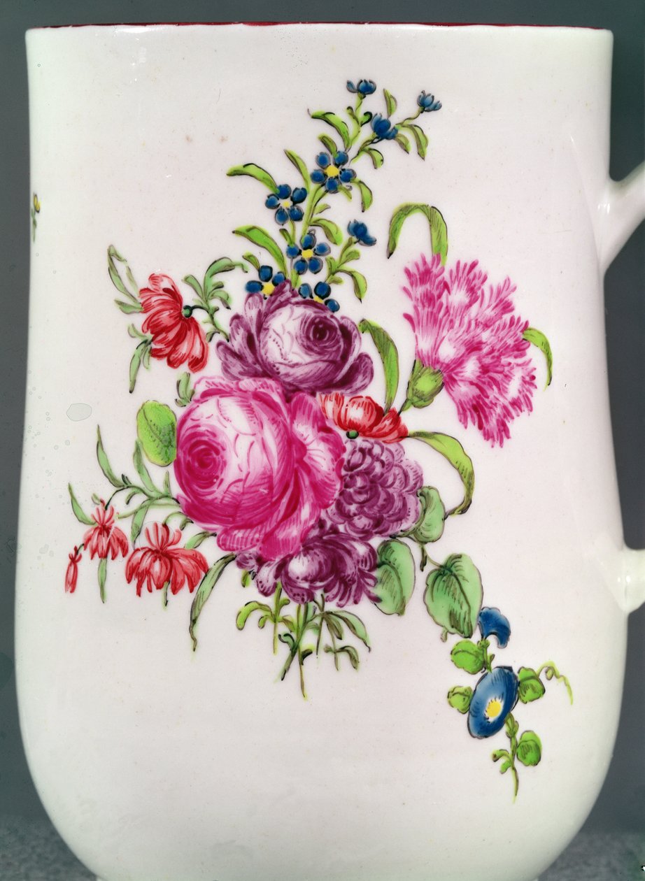 Fragment dekoracji kubka Longton Hall Trembly Rose, ok. 1755 (porcelana) autorstwa English School