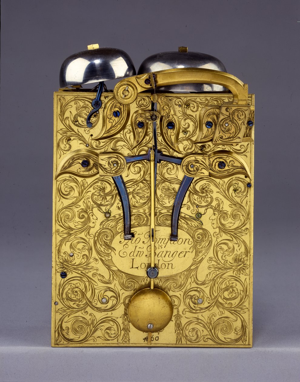 Fragment obrazu The Barnard Tompion, Tompion and Banger, Londyn, nr 460, uderzający zegar na wsporniku, ok. 1708 autorstwa English School