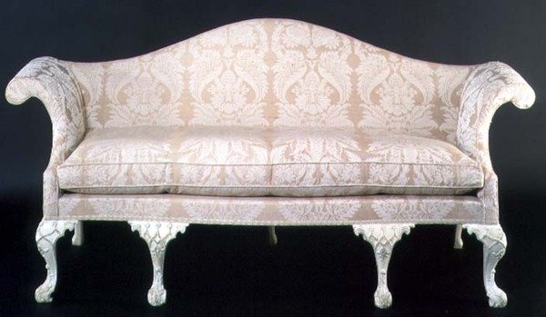 Tapicerowana i malowana sofa Jerzy III, koniec XVIII w. autorstwa English School