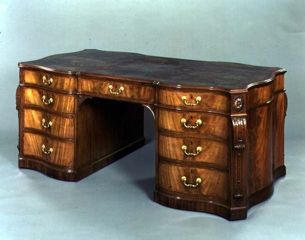 Stół biblioteczny wykonany przez Gillows of Lancaster według projektu Thomasa Chippendale, dostarczony w 1778 roku Sir Jamesowi Ibbetsonowi autorstwa English School