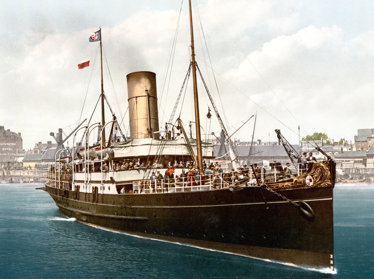 Cruiser pasażerski (zdjęcie ręcznie kolorowane) autorstwa English School