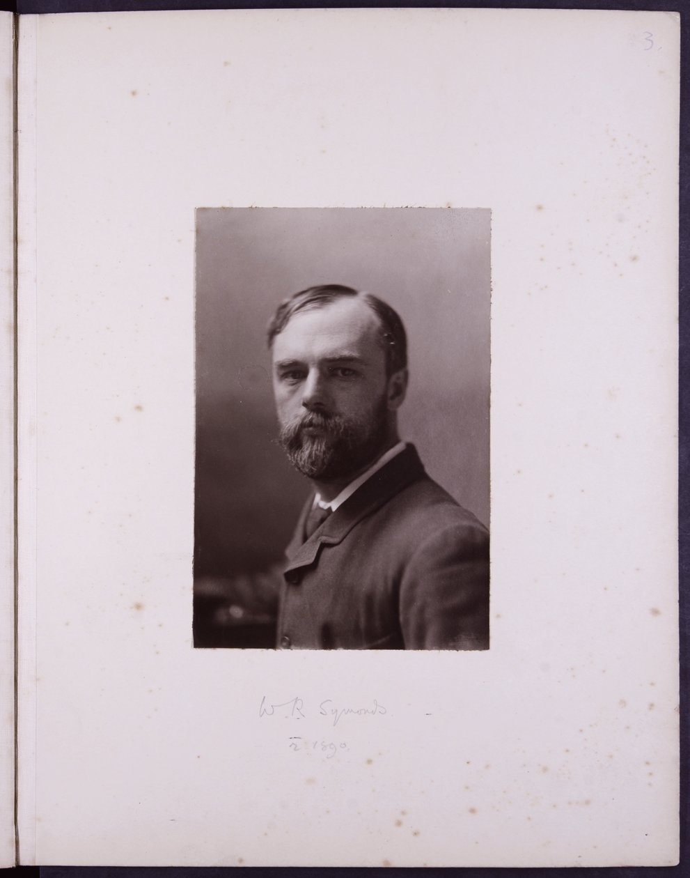 Portret WR Symondsa, ok. 1900 r. (zdjęcie czarno-białe) autorstwa English School