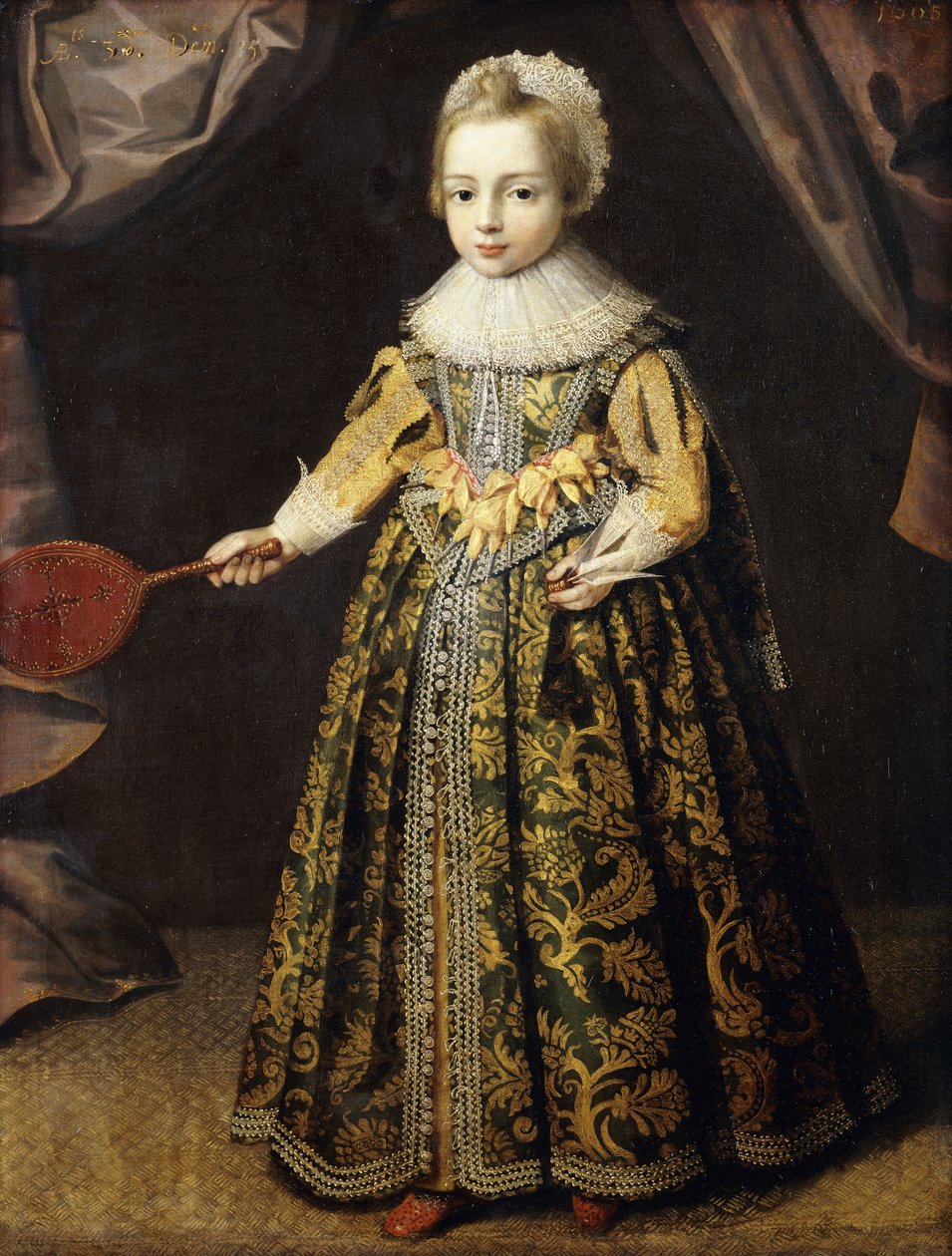 Portret chłopca, lat 3, stojącego na całej długości w zielonej sukni haftowanej złotem, koronkowej czapce i kryzie, trzymającego Battledore i lotkę, 1605 autorstwa English School