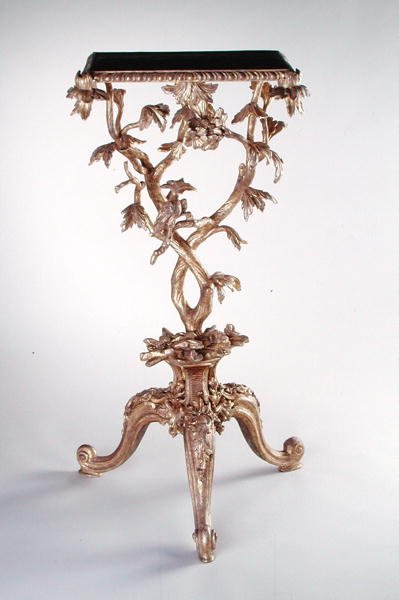 Stół trójnożny, ok. 1760 (złocone drewno) autorstwa English School