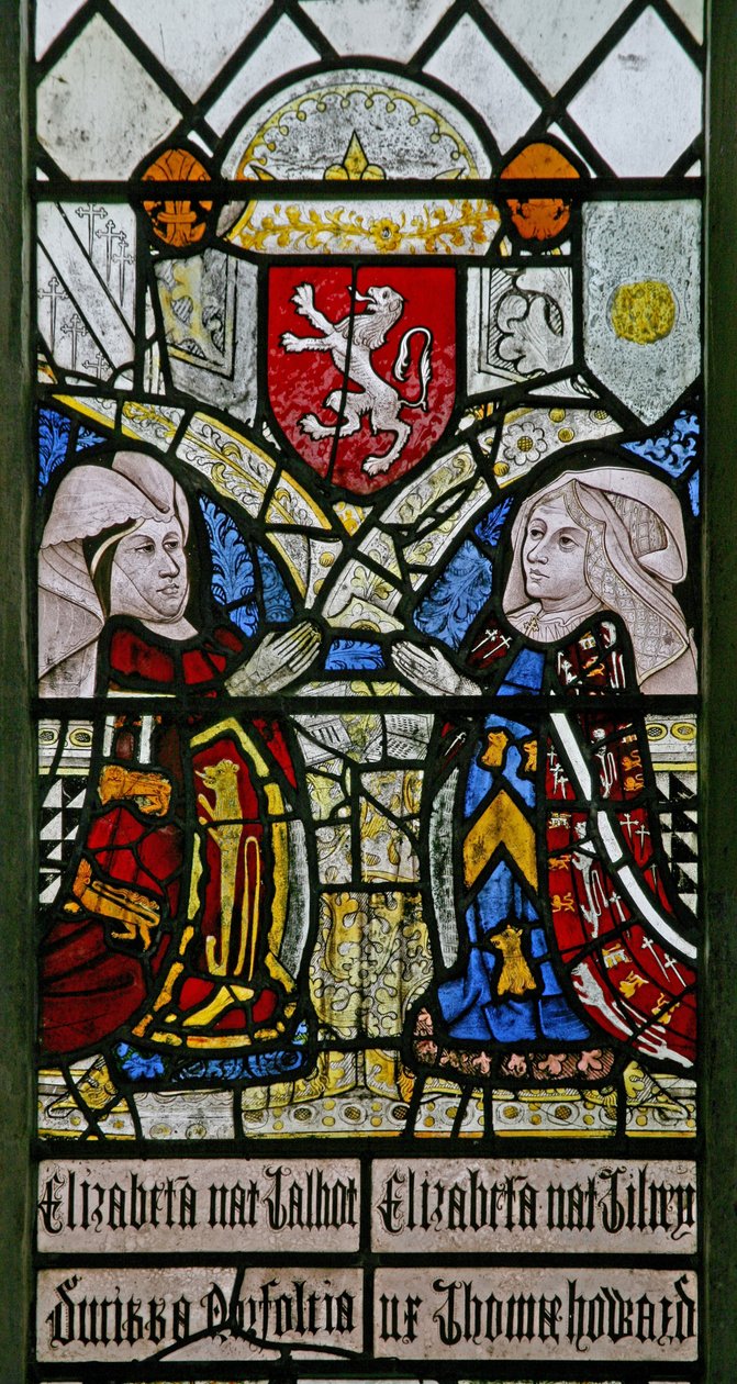 Okno w1 przedstawiające Elizabeth Talbot, księżną Norfolk i Elizabeth Tilney, hrabinę Surrey z herbem rodziny Mowbray powyżej autorstwa English School