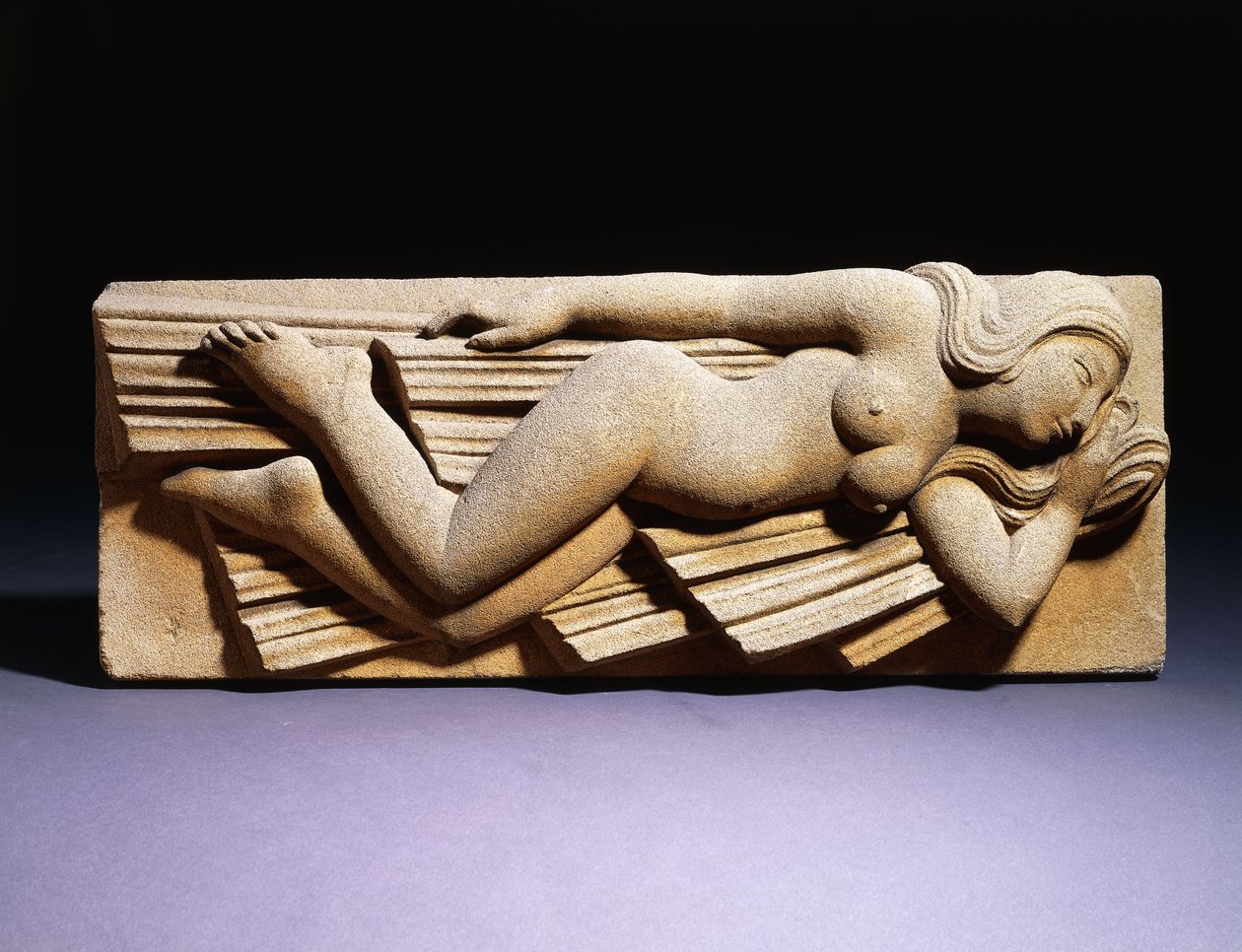Model dla rzeźby: południowy wiatr autorstwa Eric Gill
