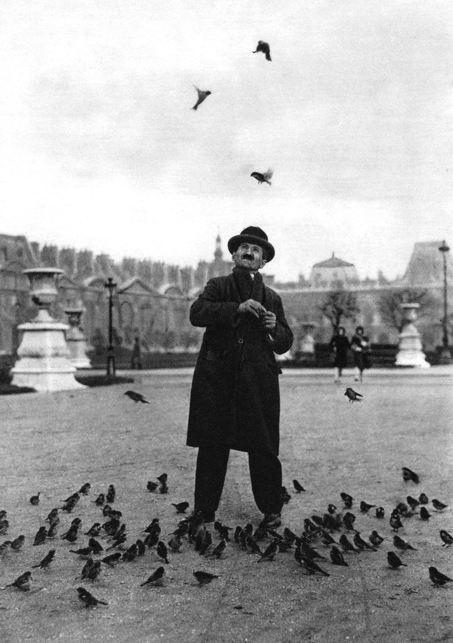 Zaklinacz ptaków, Paryż, 1931. autorstwa Ernest Flammarion