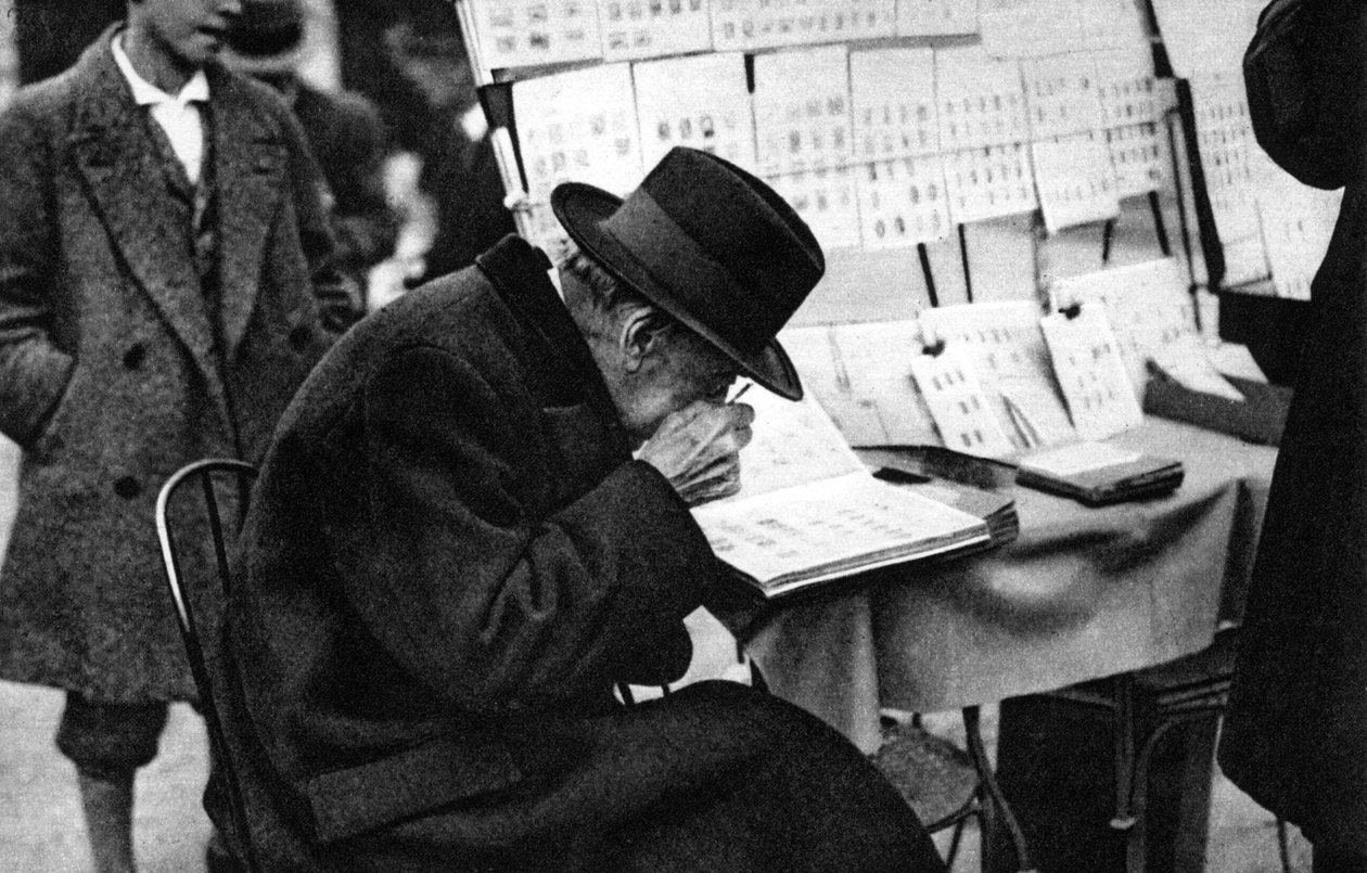 Stary nabywca znaczków, Paryż, 1931. autorstwa Ernest Flammarion