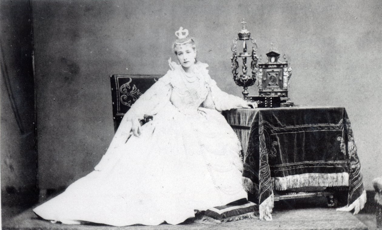 Sarah Bernhardt (1844-1923) w roli Marie de Neubourg w „Ruy Blas” Victora Hugo (1802-1885) c.1872 autorstwa Etienne Carjat