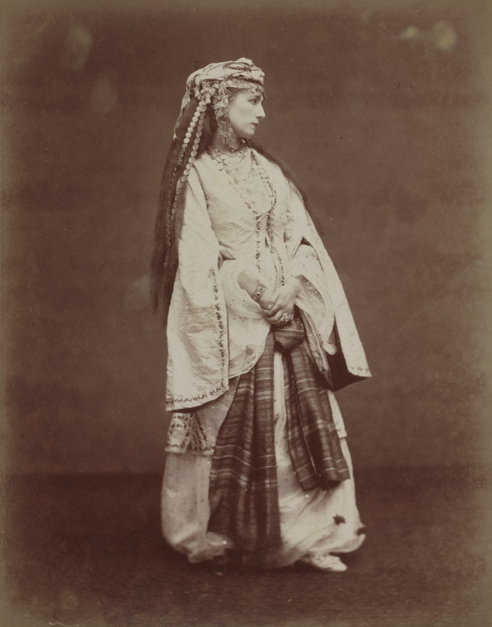 Sarah Bernhardt w „Zairze” Voltaire autorstwa Etienne Carjat