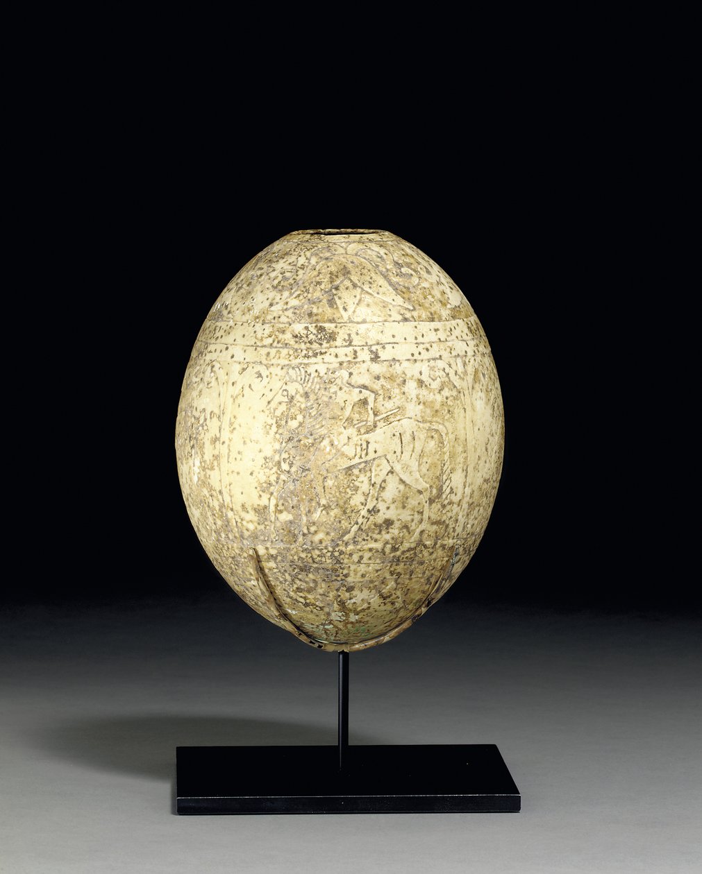 Grawerowane jajo strusie, ok. połowa VI wieku pne autorstwa Etruscan
