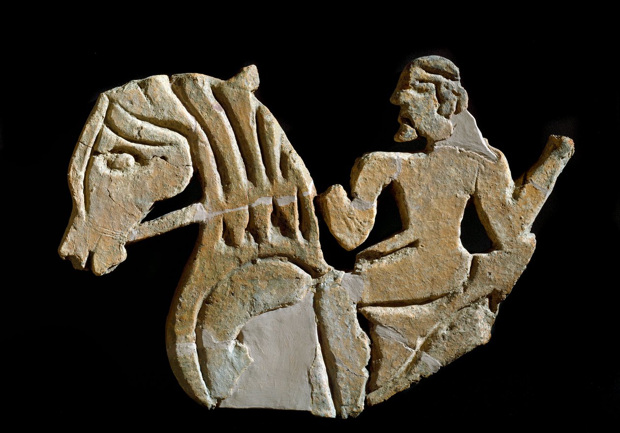 Cywilizacja etruska: acrotere wyrzeźbione w kształcie jeźdźca. VII wiek pne Z pałacu Murlo. Florencja, Soprintendenza Archeologica autorstwa Etruscan