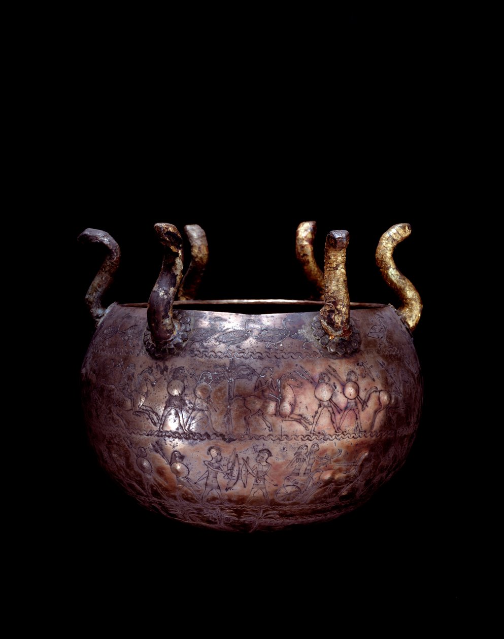Cywilizacja etruska: mały srebrny wazon z wężami z grobowca princiere Bernardini a Preneste autorstwa Etruscan
